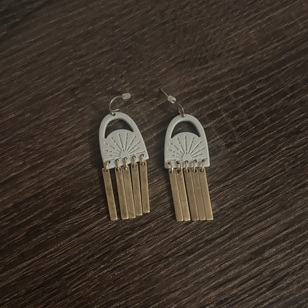Elegant Gold and White Dangle Earrings